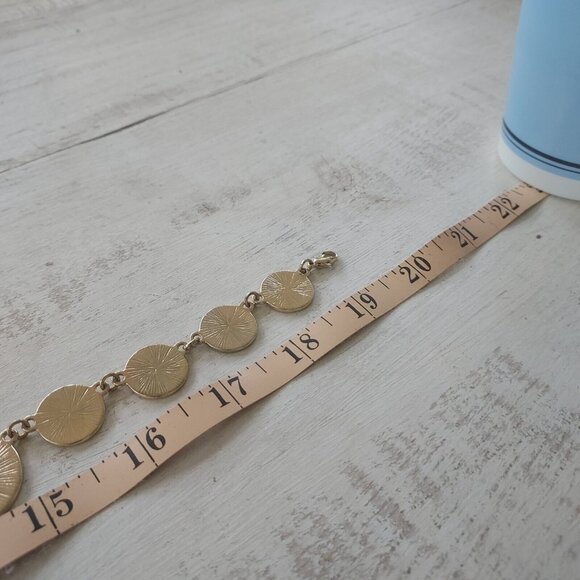 VTG Charming Charlie Navy Blue Enamel Bezel Circles Gold Toned 19" - Picture 2 of 4